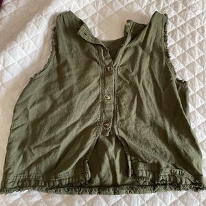 Green sleeveless tank top